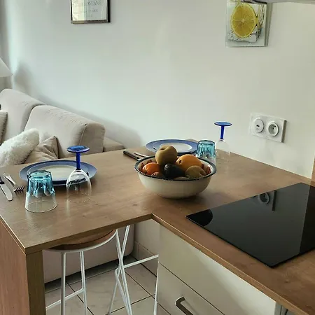 Lägenhet T2 With Garden And Terrace In