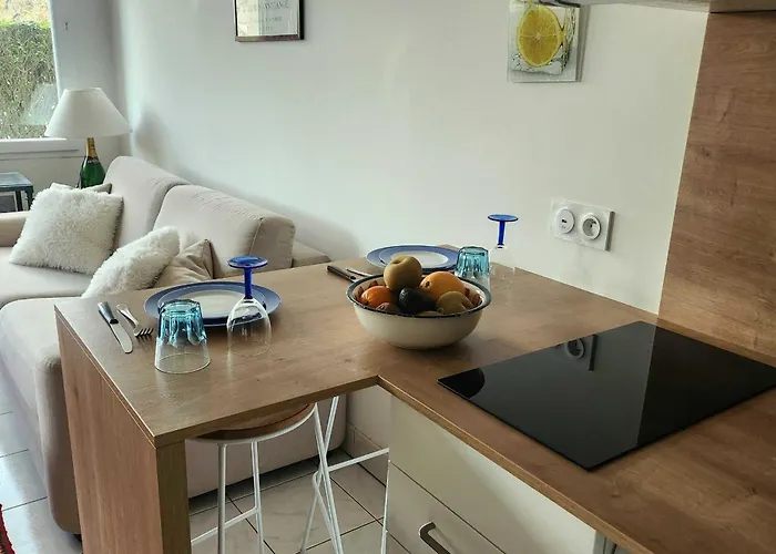 Apartament T2 With Garden And Terrace In