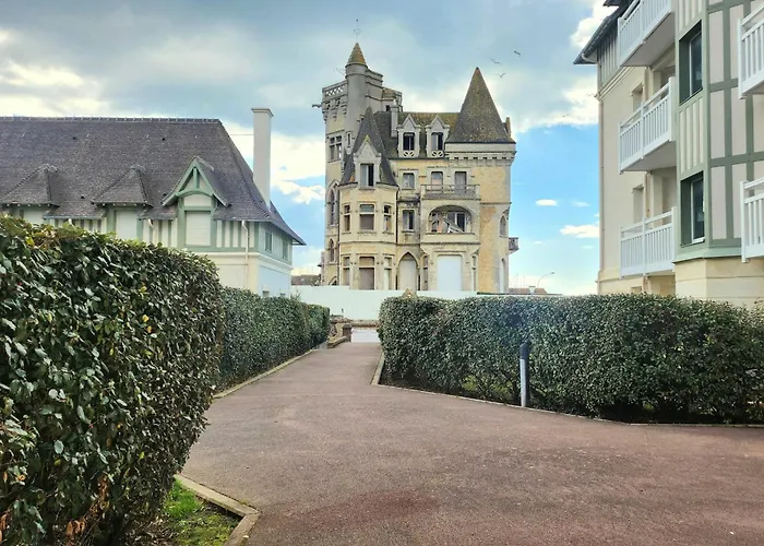 T2 With Garden And Terrace In Apartament *