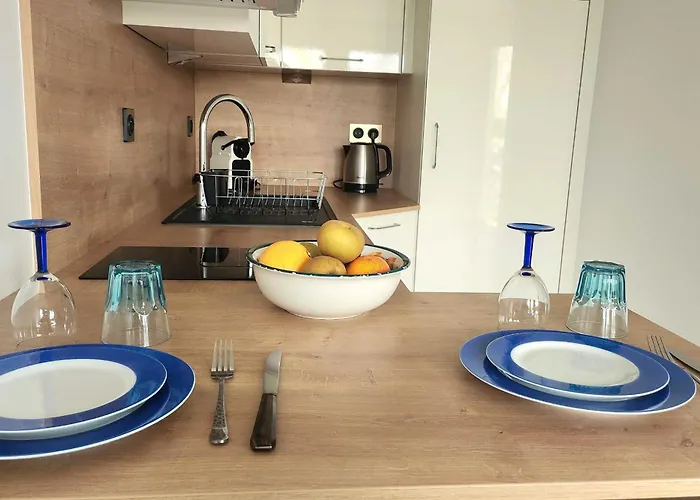 Apartament T2 With Garden And Terrace In Tourgeville