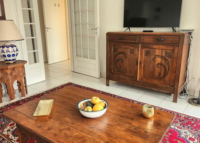 T2 With Garden And Terrace In