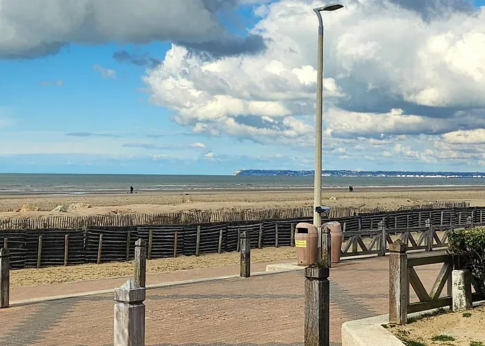 T2 With Garden And Terrace In